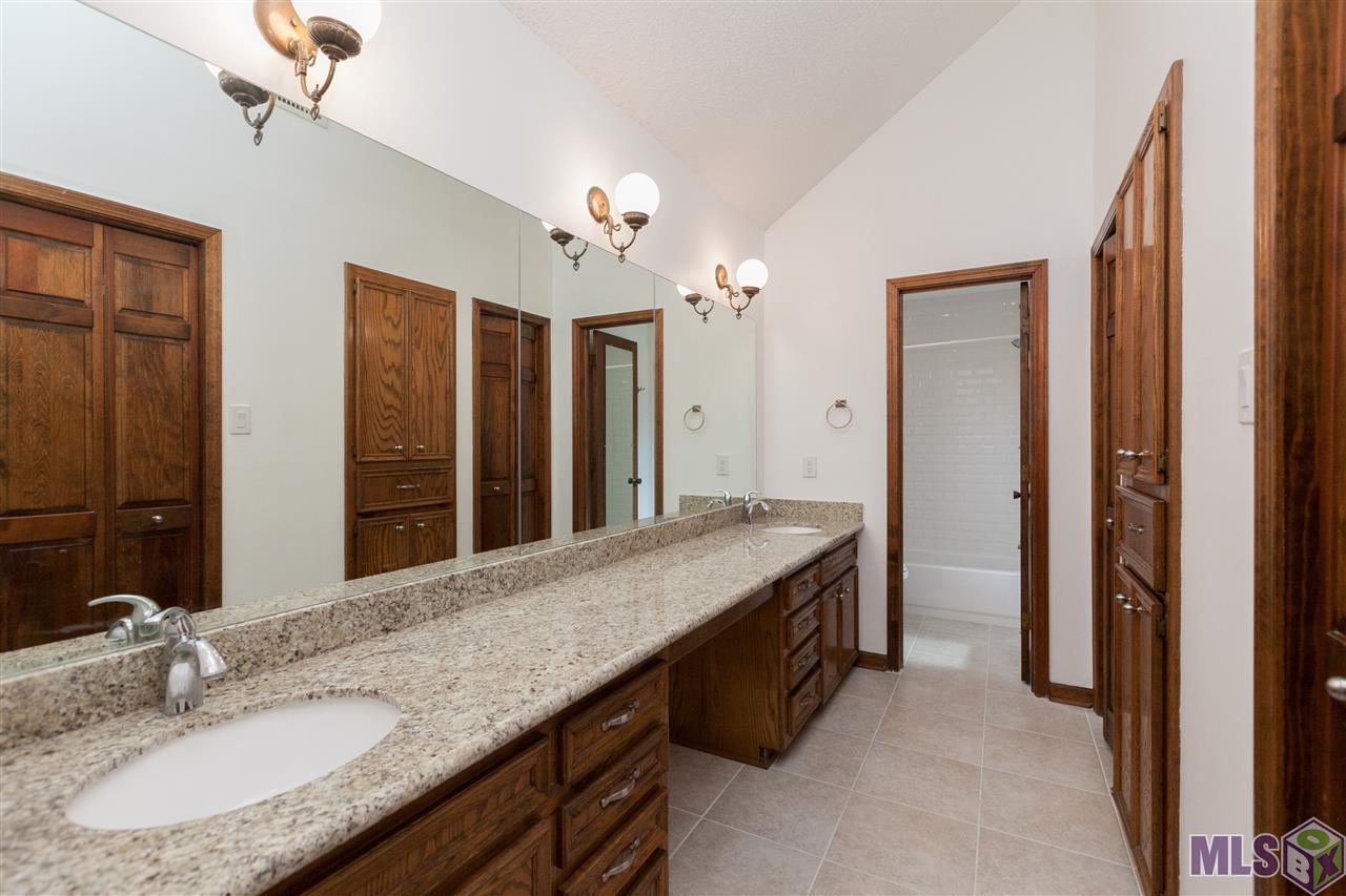 12325 Cardeza Avenue Baton Rouge, LA 70816 - Photo 29 of 38 Gallery Image 29