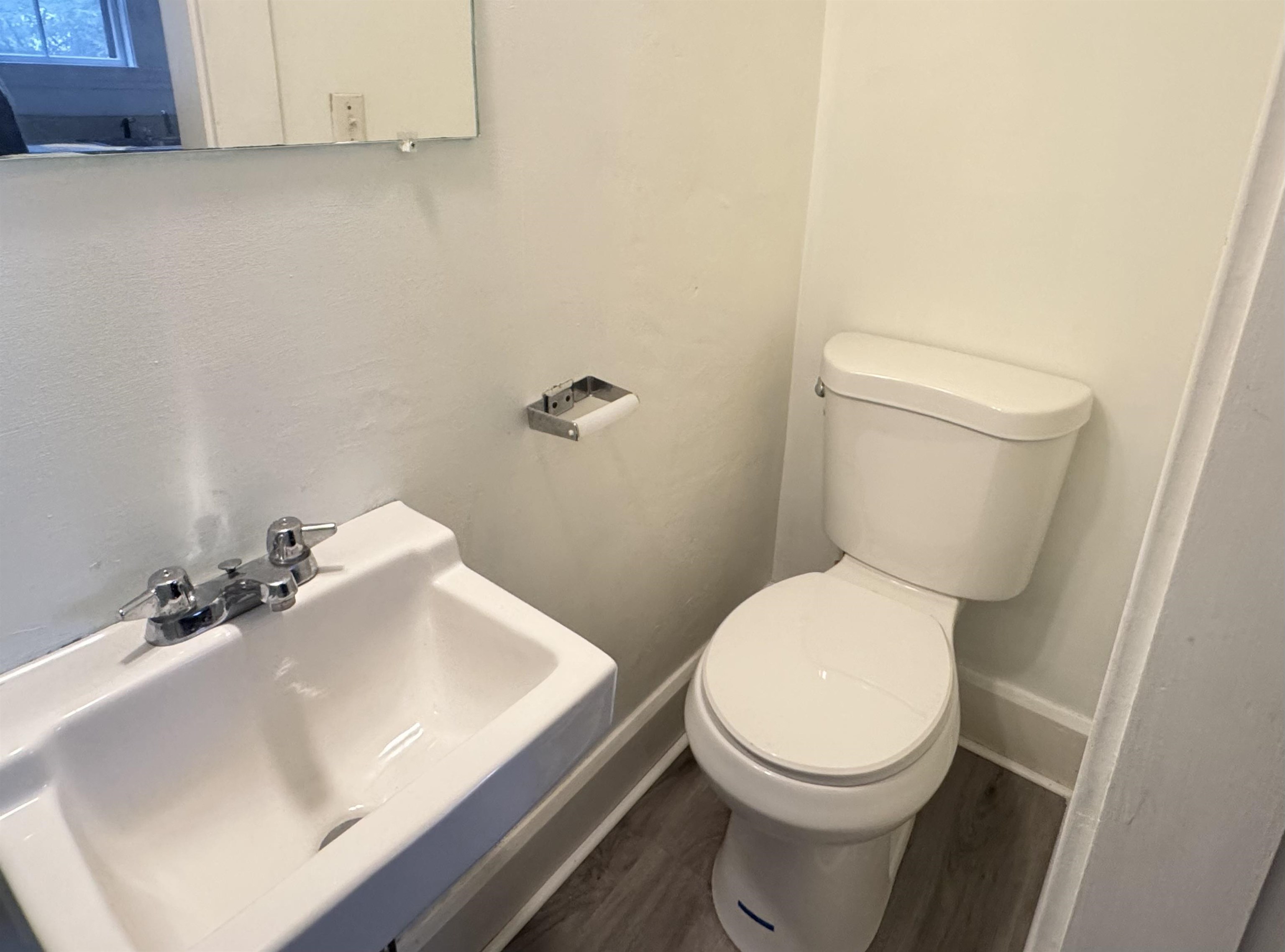 4 Hapgood Street Rockingham, VT 05101 - Photo 11 of 32