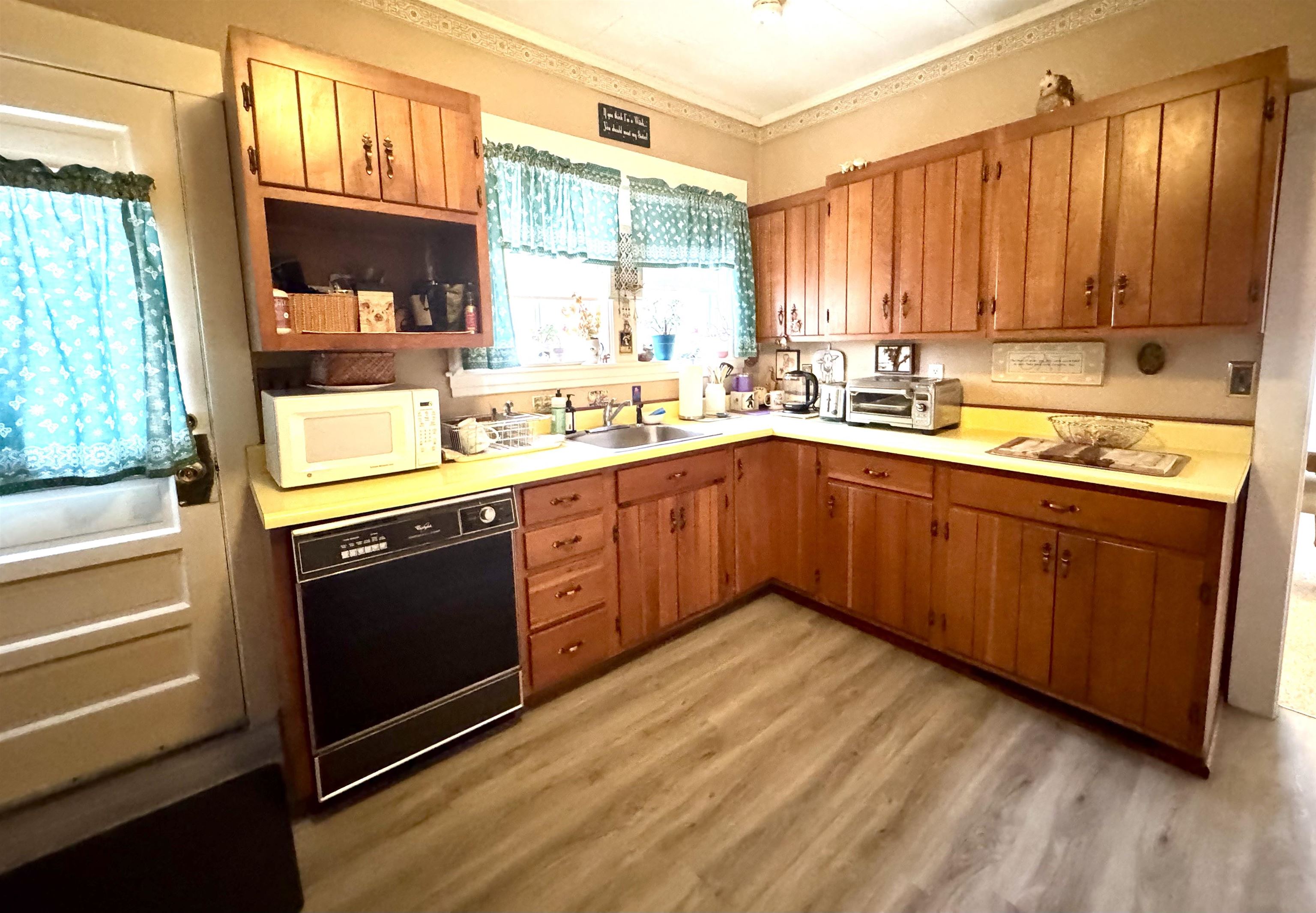 4 Hapgood Street Rockingham, VT 05101 - Photo 20 of 32