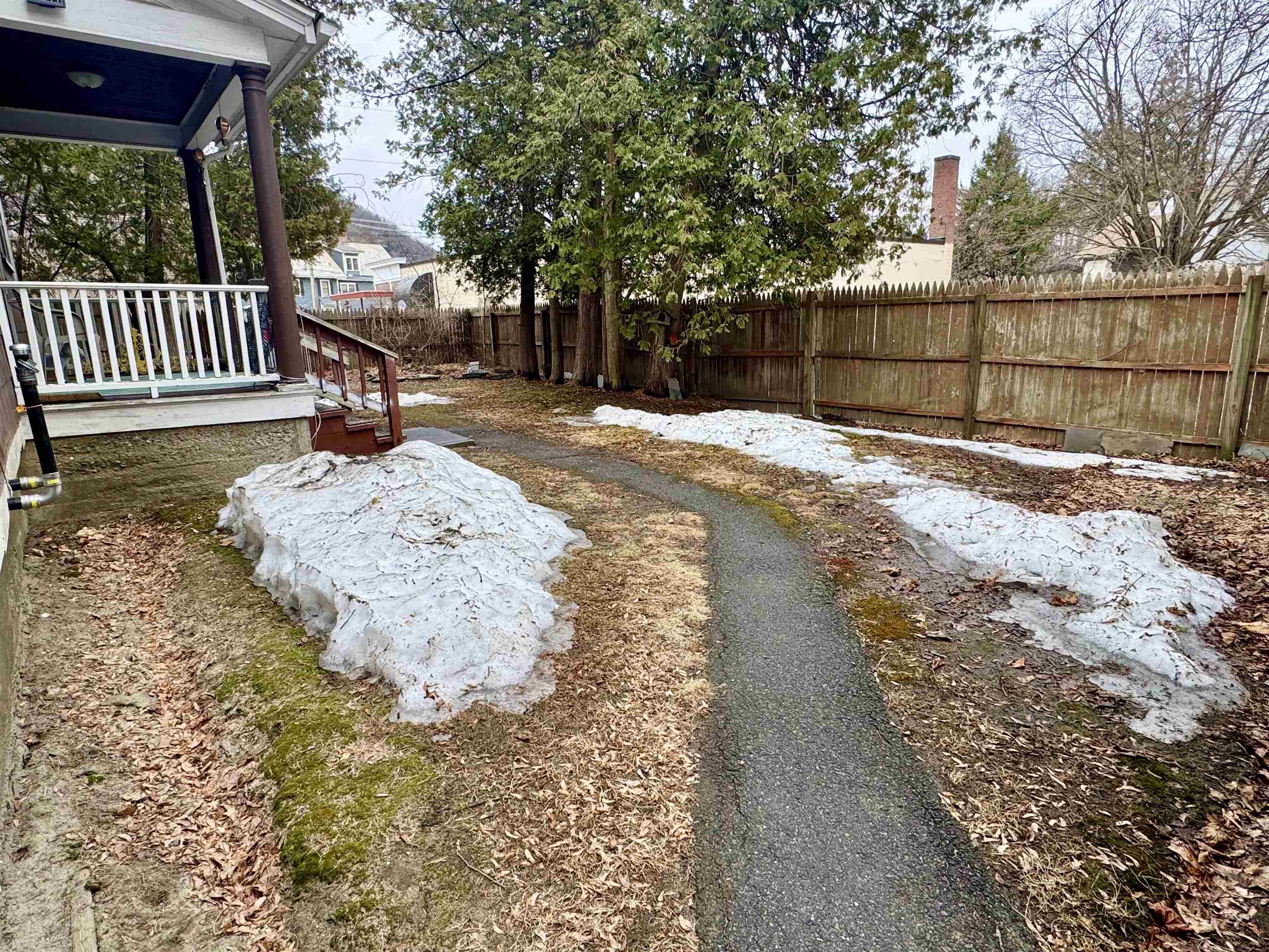 4 Hapgood Street Rockingham, VT 05101 - Photo 3 of 32