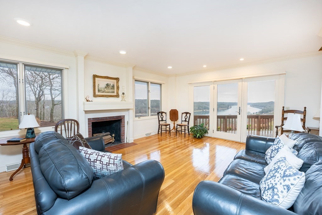 6 Dogwood Road, Unit 6 Bourne, MA 02532 - Photo 4 of 34