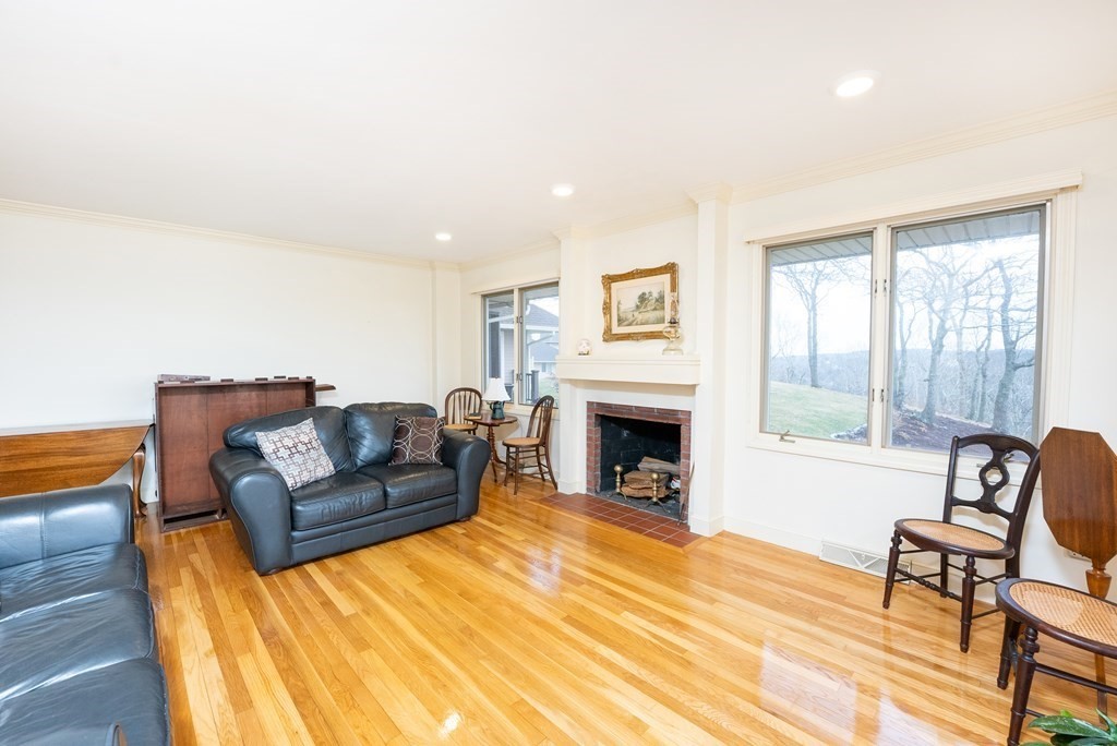 6 Dogwood Road, Unit 6 Bourne, MA 02532 - Photo 5 of 34
