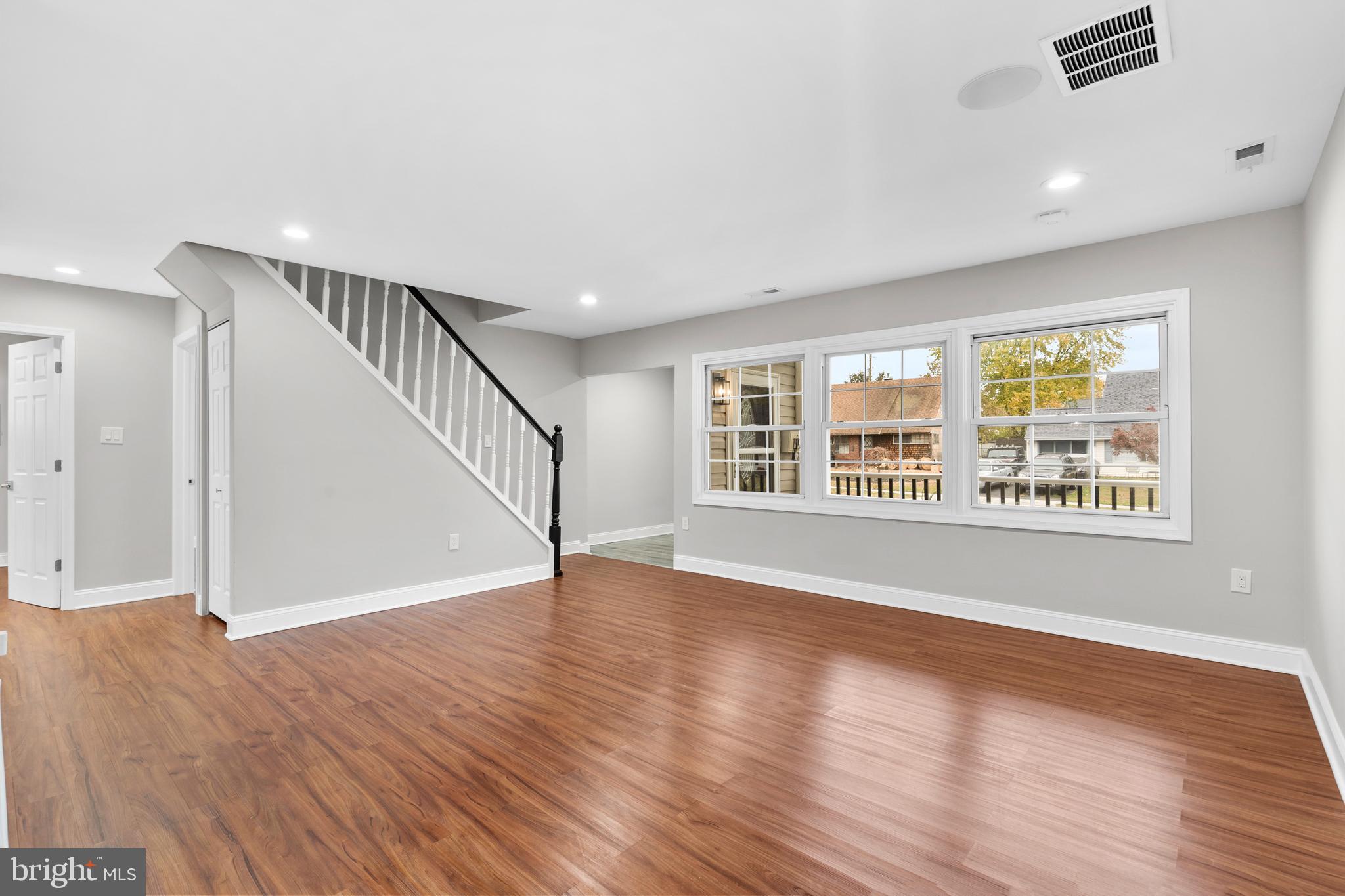 19 Prunewood Road Levittown, PA 19056 - Photo 7 of 48 Gallery Image 7