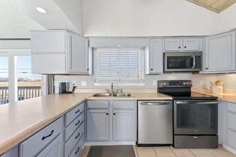 $1,059,000 | 7569 White Sands Boulevard, Navarre, FL 32566