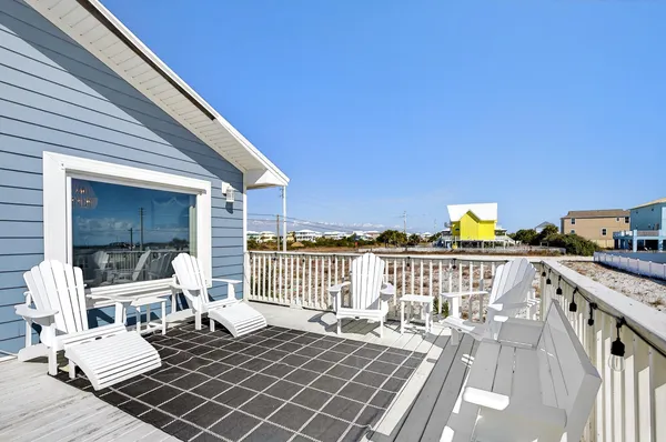 $1,059,000 | 7569 White Sands Boulevard, Navarre, FL 32566