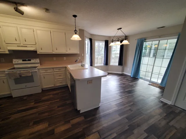 $515,000 | 381 Arlington Drive, Charleston, SC 29414