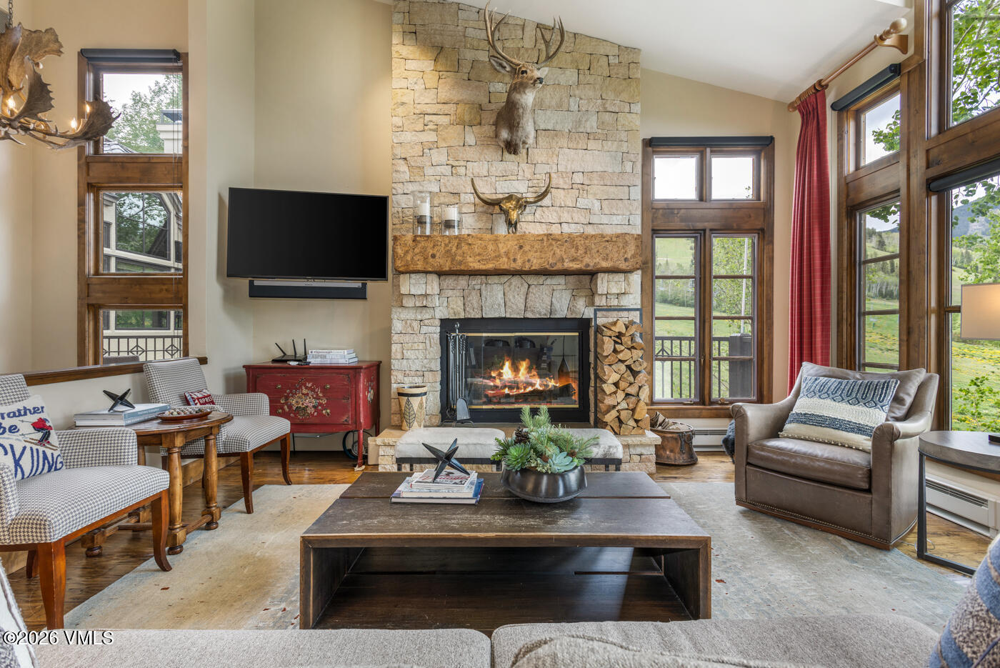 450 Offerson Road, Unit S6 Beaver Creek, CO 81620 - Photo 10 of 38 Living 1
