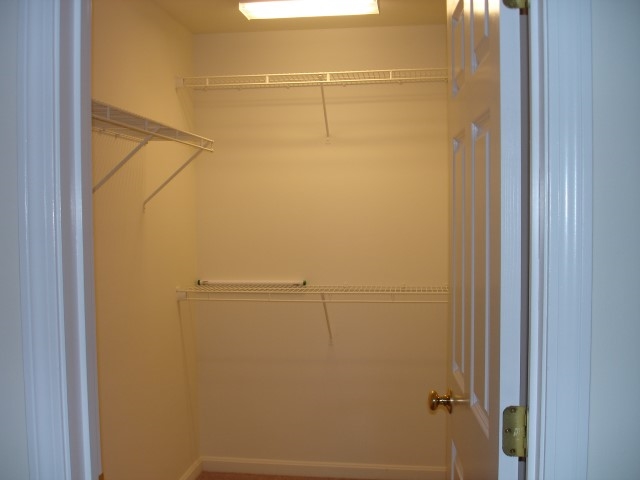 45 Hackett Hill Road, Unit 30 Manchester, NH 03102 - Photo 12 of 14