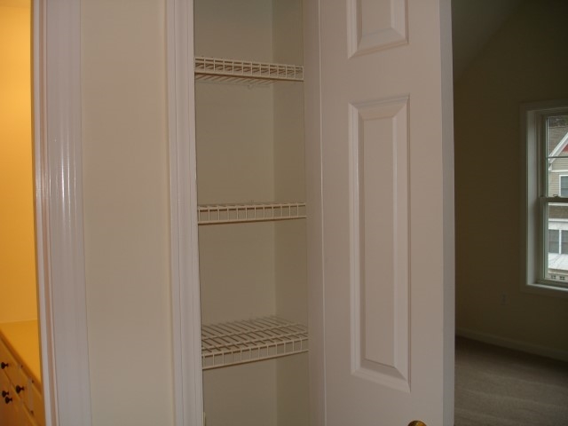 45 Hackett Hill Road, Unit 30 Manchester, NH 03102 - Photo 10 of 14