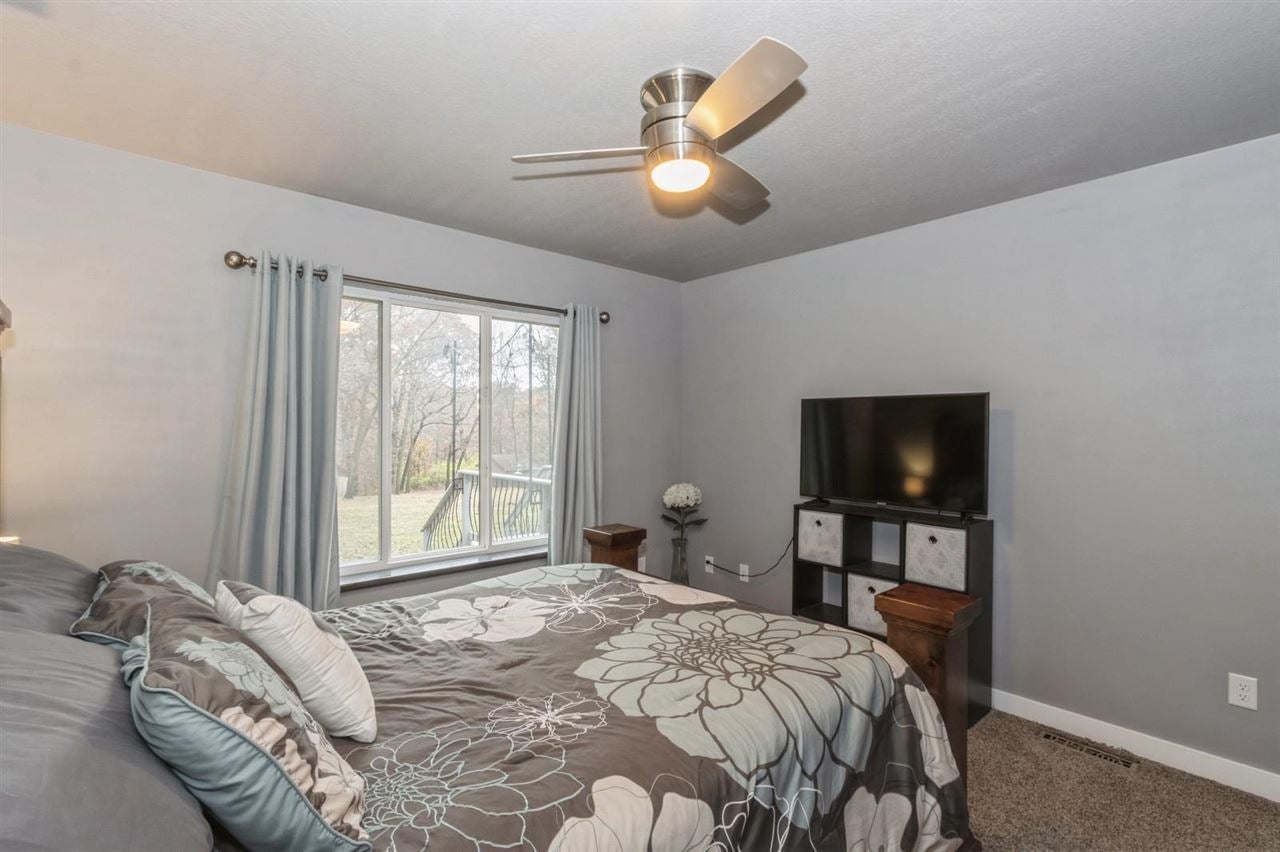 3092 Sandy Beach Road Northeast Swisher, IA 52338 - Photo 21 of 36 Gallery Image 21