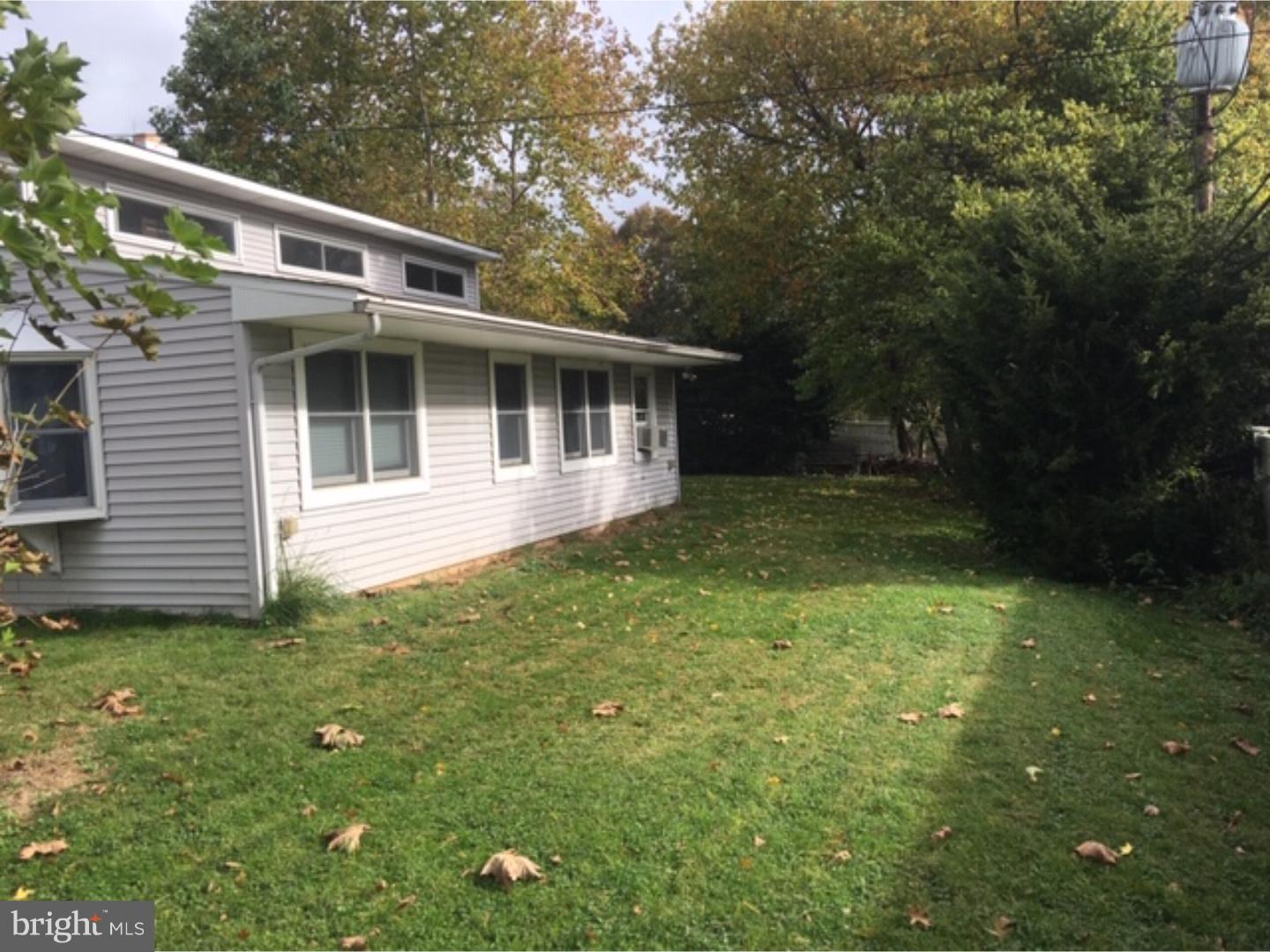 52 Shadywood Road Levittown, PA 19056 - Photo 21 of 22 Exterior Back
