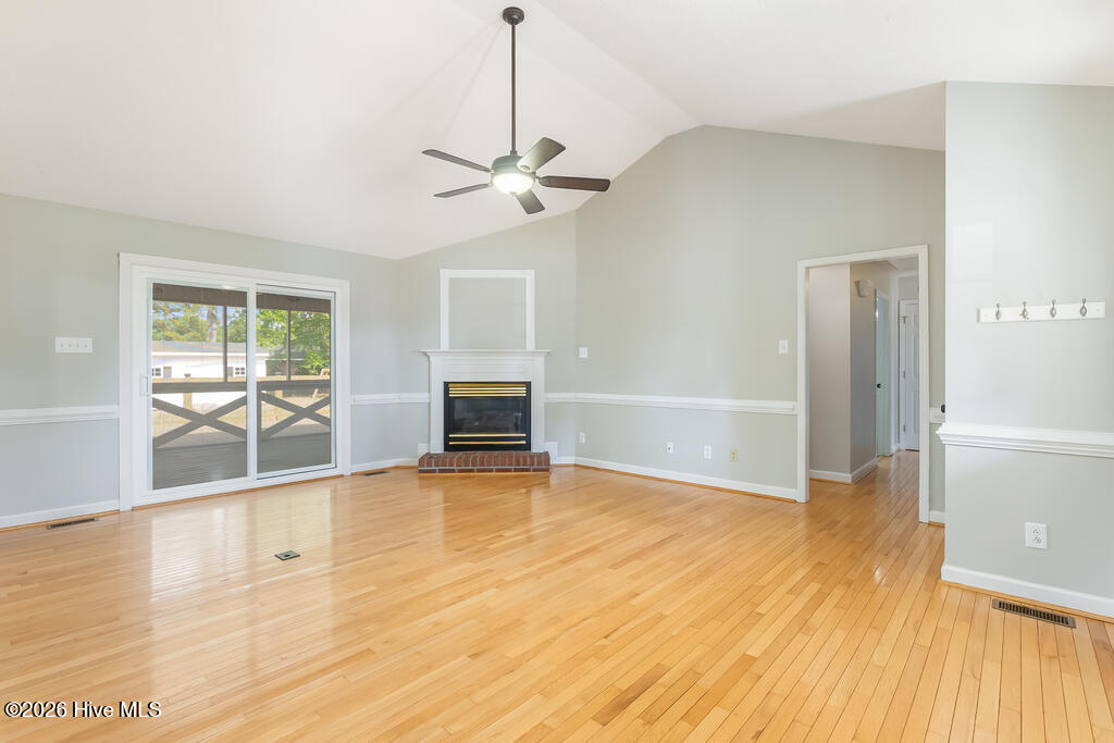 1813 O Berry Center Road Goldsboro, NC 27530 - Photo 5 of 52 Living Room