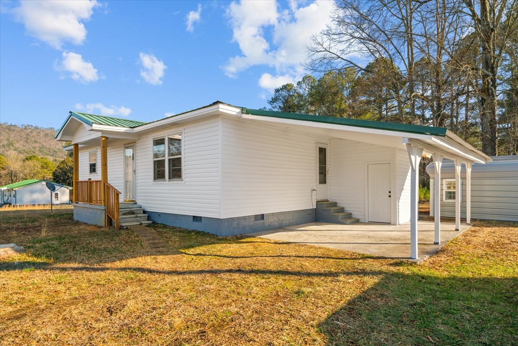 3915 Hurricane Road Rocky Face, GA 30740 - Photo 4 of 40 Gallery Image 4
