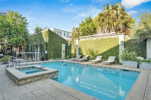 $3,195,000 | 917-25 Washington Avenue, New Orleans, LA 70130