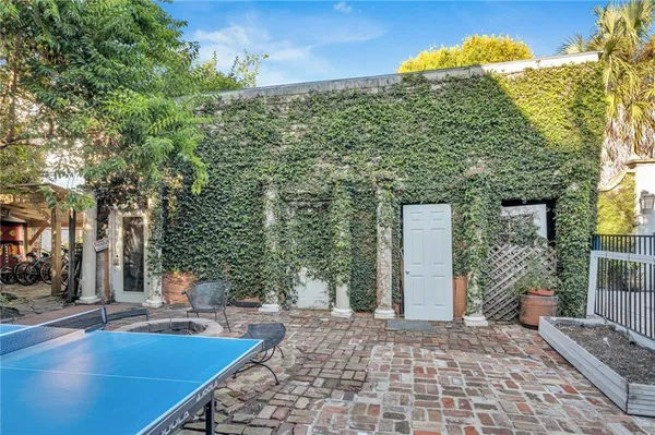 $3,195,000 | 917-25 Washington Avenue, New Orleans, LA 70130