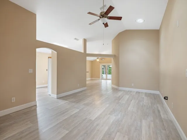 $389,000 | 595 Willow Court, Sebastian, FL 32958