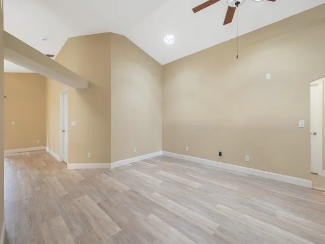 $389,000 | 595 Willow Court, Sebastian, FL 32958