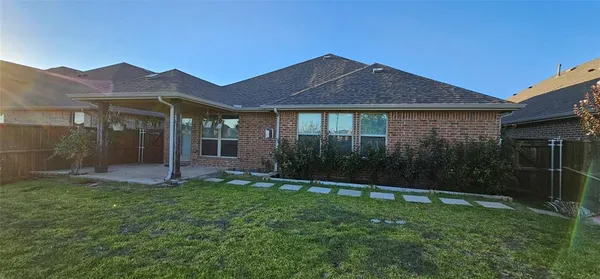 $2,700 | 2071 Avondown Road, Forney, TX 75126