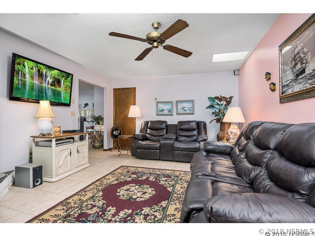 141 Flamingo Road Edgewater, FL 32141 - Photo 12 of 32 Gallery Image 12