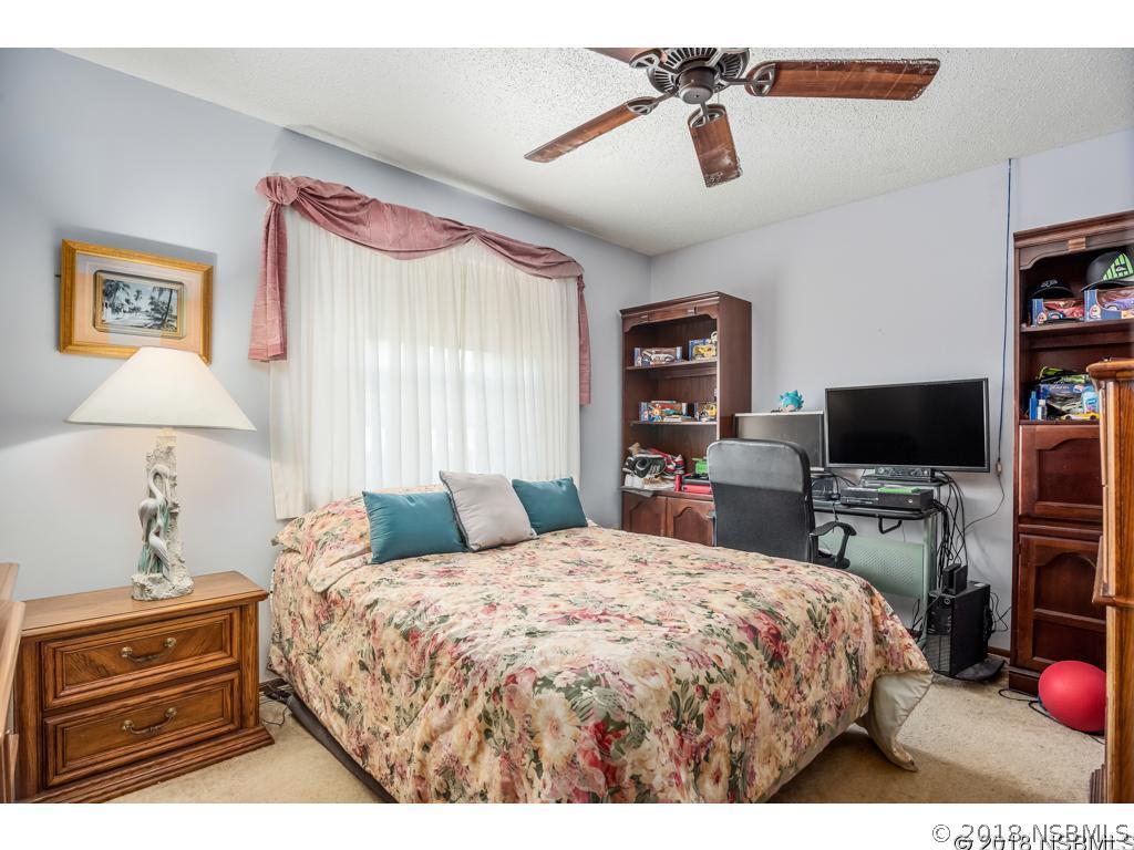 141 Flamingo Road Edgewater, FL 32141 - Photo 17 of 32 Gallery Image 17