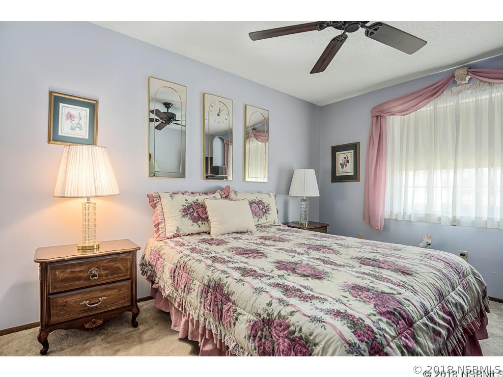141 Flamingo Road Edgewater, FL 32141 - Photo 18 of 32 Gallery Image 18