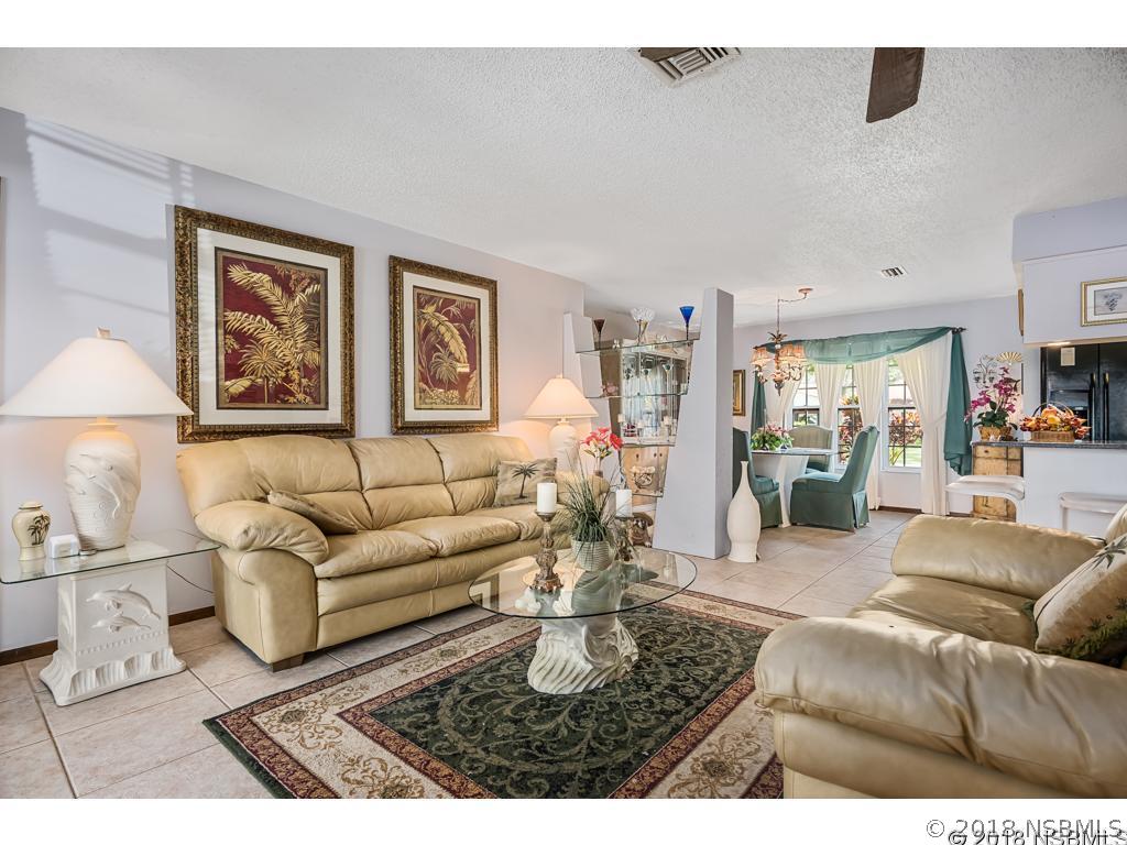 141 Flamingo Road Edgewater, FL 32141 - Photo 8 of 32 Gallery Image 8