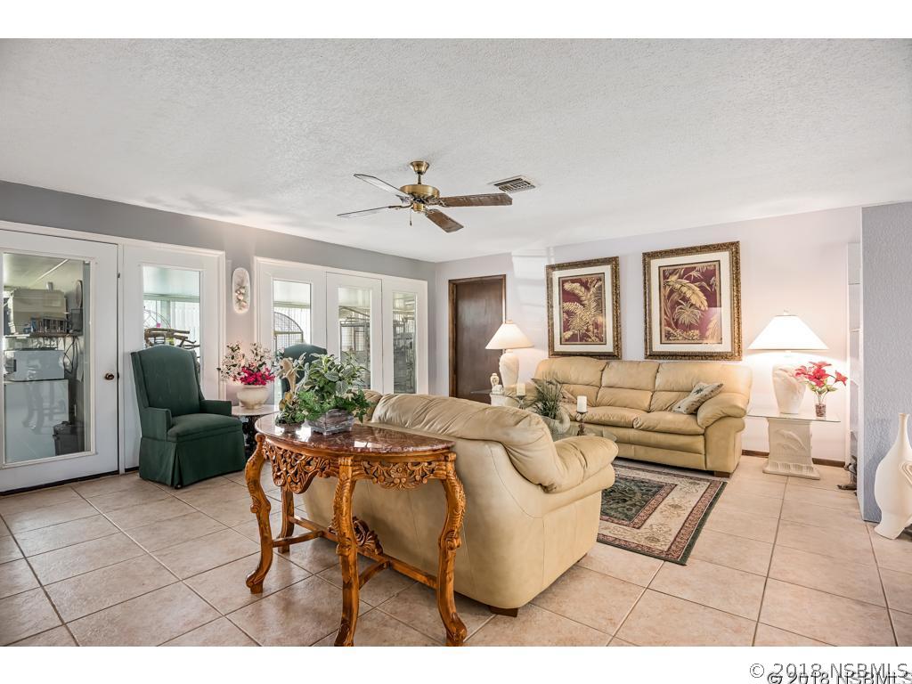 141 Flamingo Road Edgewater, FL 32141 - Photo 9 of 32 Gallery Image 9