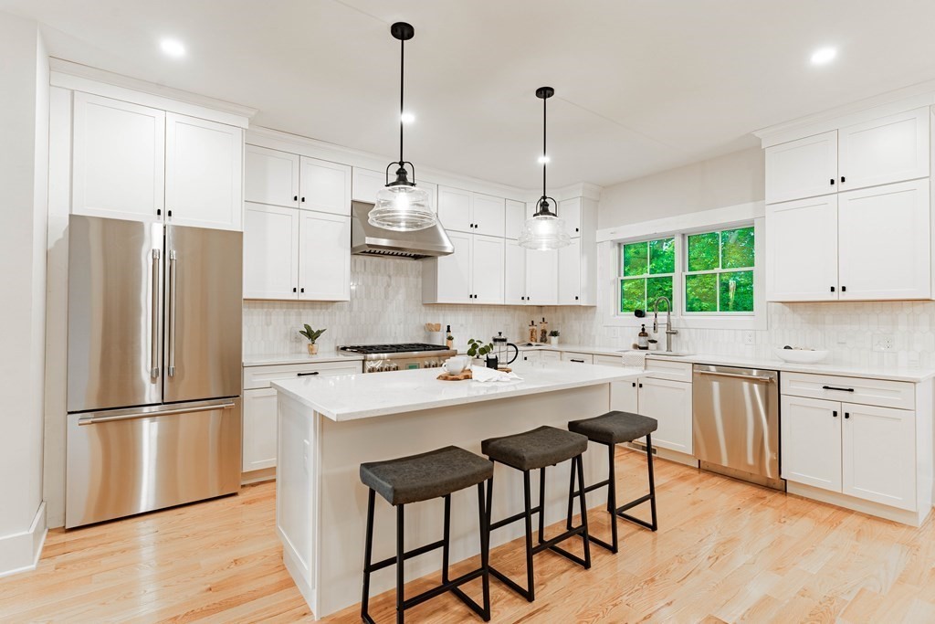 38 Curtis Road Natick, MA 01760 - Photo 6 of 21 Gallery Image 6