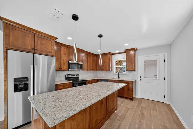 $336,000 | 926 South Academy Avenue, Tyler, TX 75701