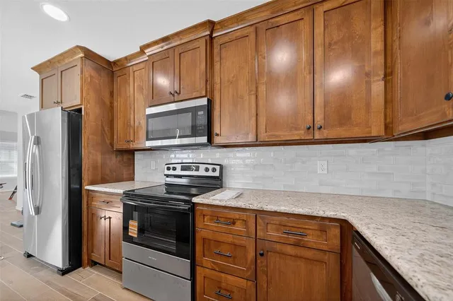 $336,000 | 926 South Academy Avenue, Tyler, TX 75701