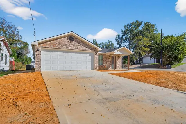 $336,000 | 926 South Academy Avenue, Tyler, TX 75701