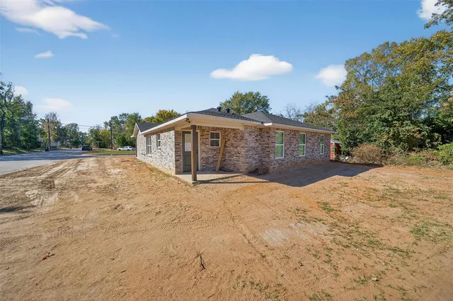 $336,000 | 926 South Academy Avenue, Tyler, TX 75701