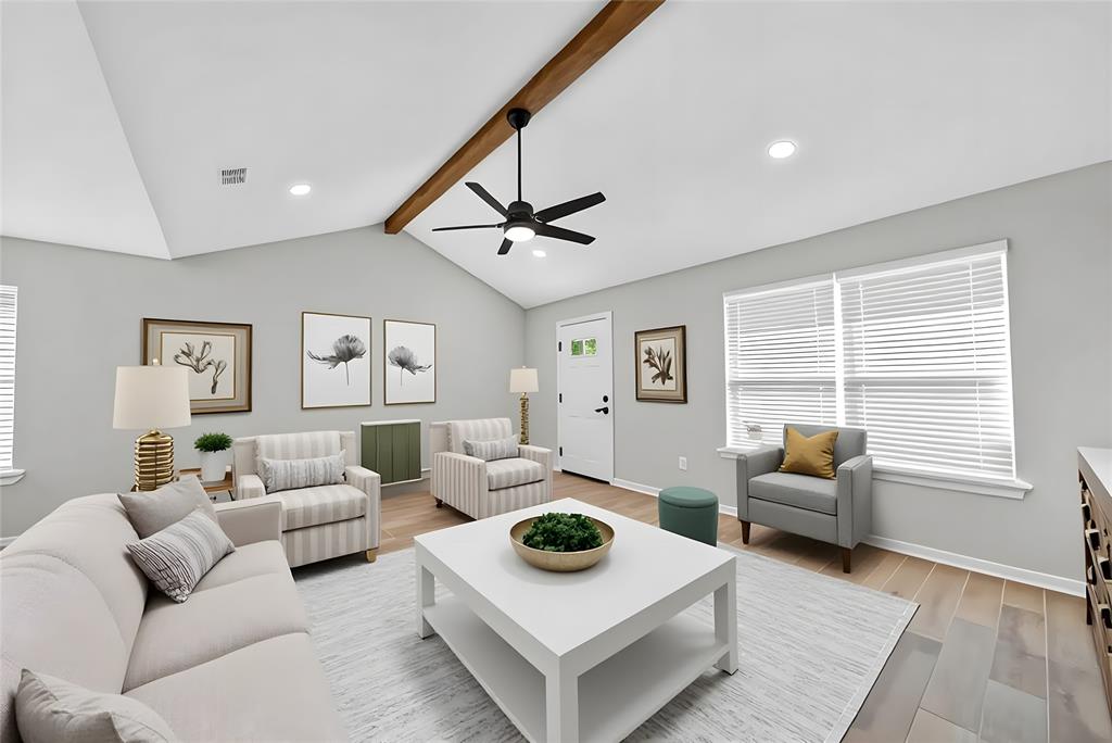 926 South Academy Avenue Tyler, TX 75701 - Photo 9 of 33 a living room with furniture and a window