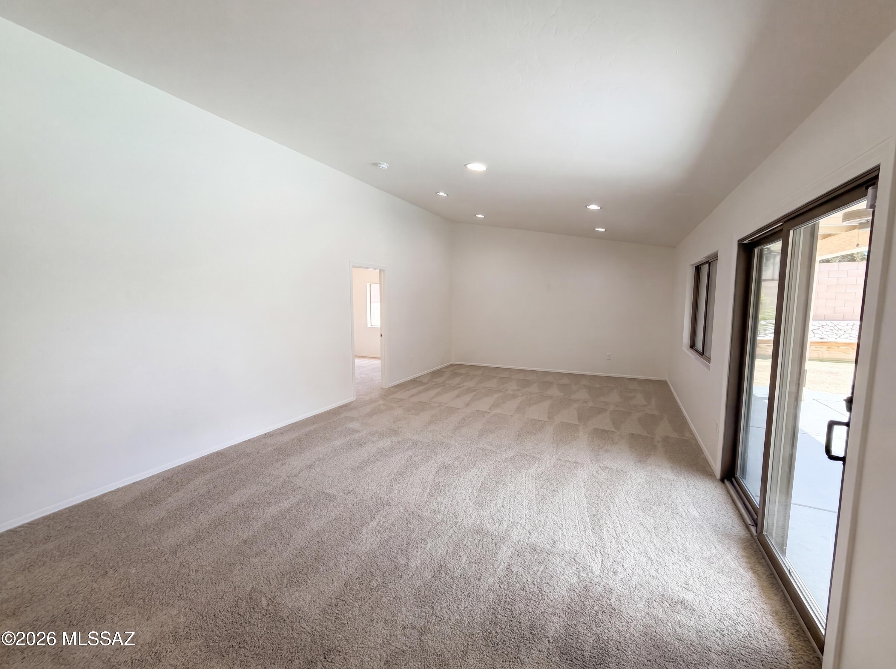 6461 West Harbin Ridge Way Tucson, AZ 85757 - Photo 3 of 22