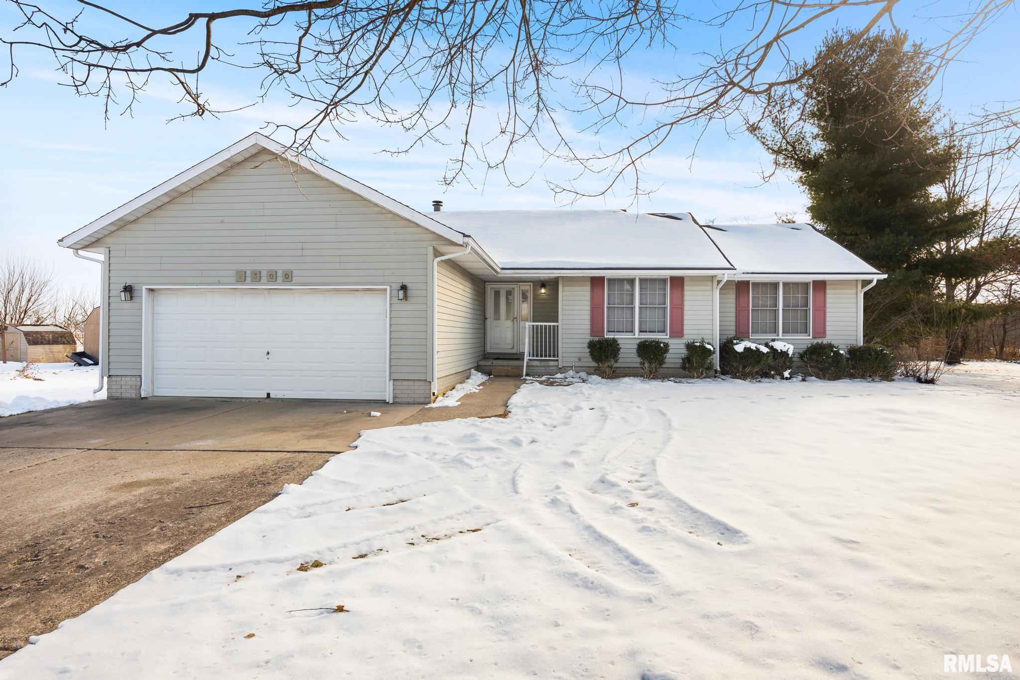 2300 Mayflower Drive Pekin, IL 61554 - Photo 2 of 38