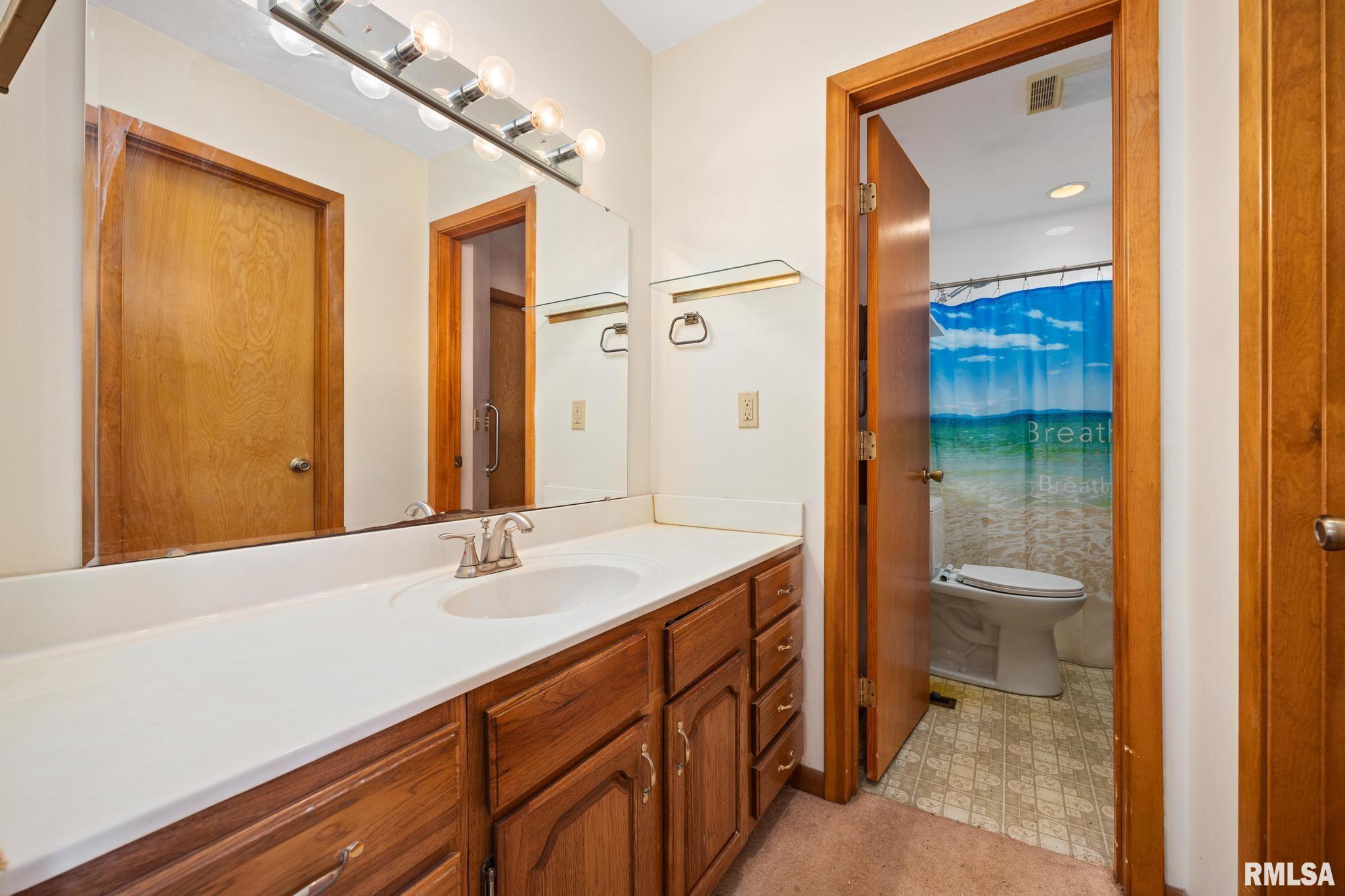 2300 Mayflower Drive Pekin, IL 61554 - Photo 21 of 38