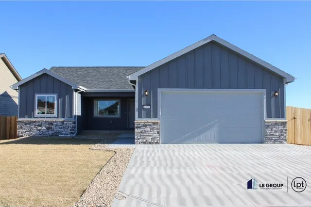 $424,900 | 4578 Shale Circle, Mills, WY 82644