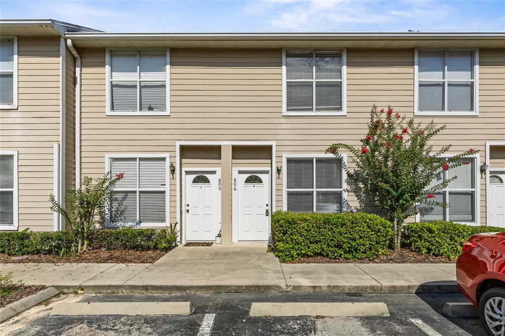3901 Southwest 20th Avenue, Unit 806 Gainesville, FL 32607 - Photo 3 of 18
