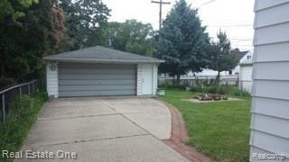16832 Frazho Road Roseville, MI 48066 - Photo 29 of 30 23.jpg