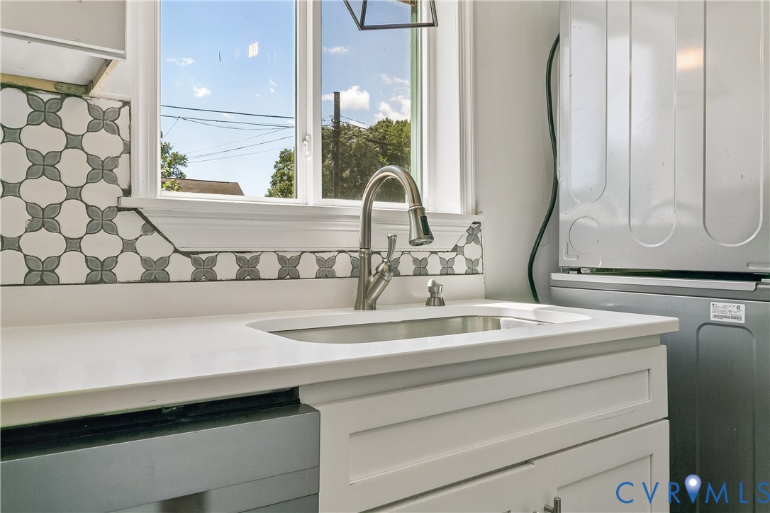 401 Melville Road Hampton, VA 23661 - Photo 8 of 25