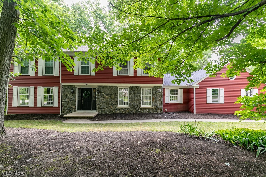 7181 Huntington Road Hudson, OH 44236 - Photo 1 of 34