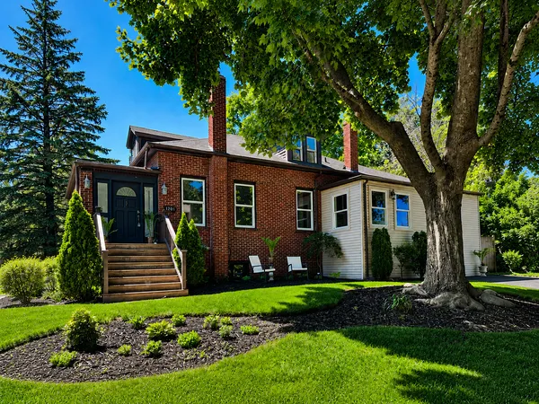 $899,000 | 1201 Middlebury Lane, Wilmette, IL 60091