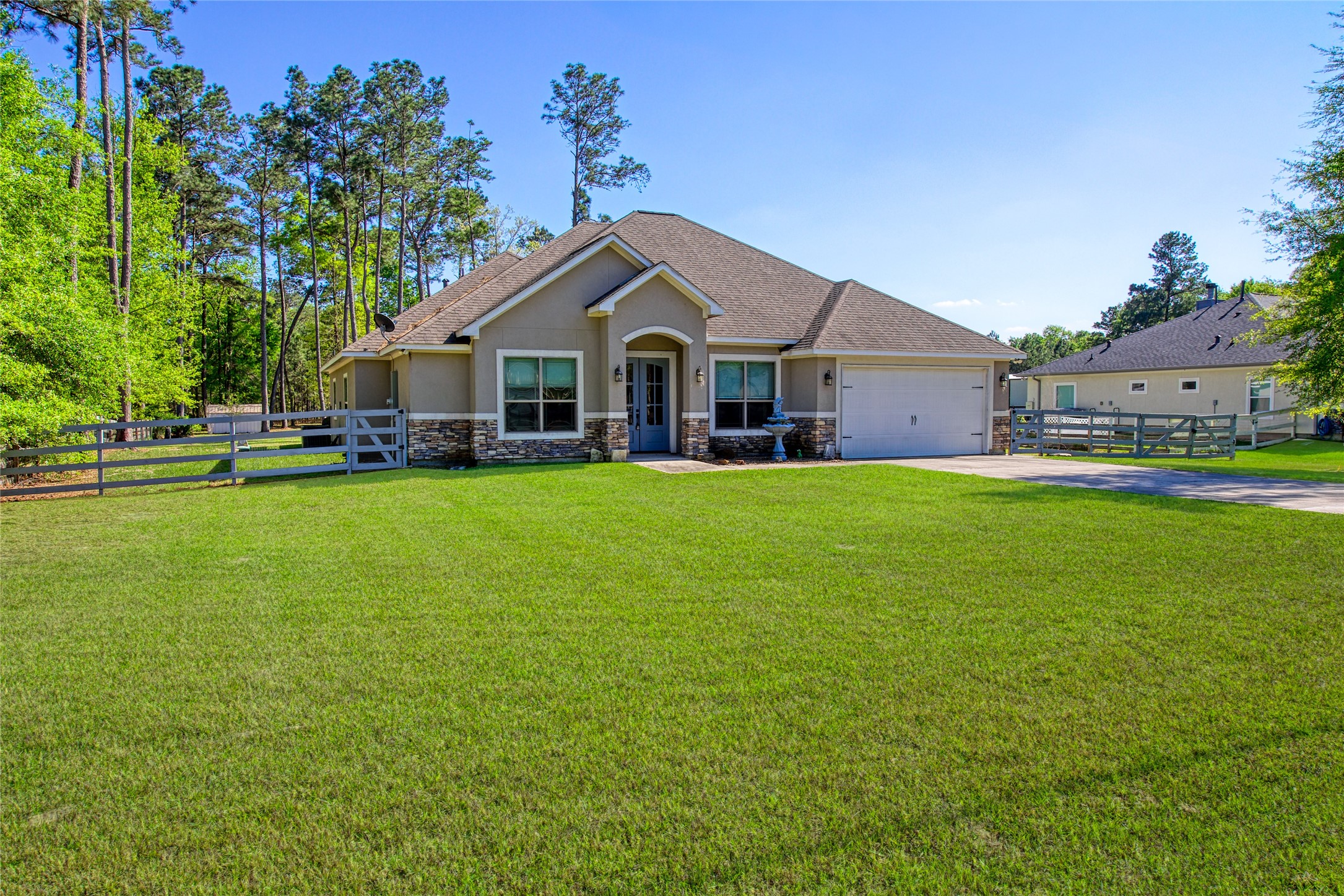 27684 Rio Blanco Drive Splendora, TX 77372 - Photo 3 of 31