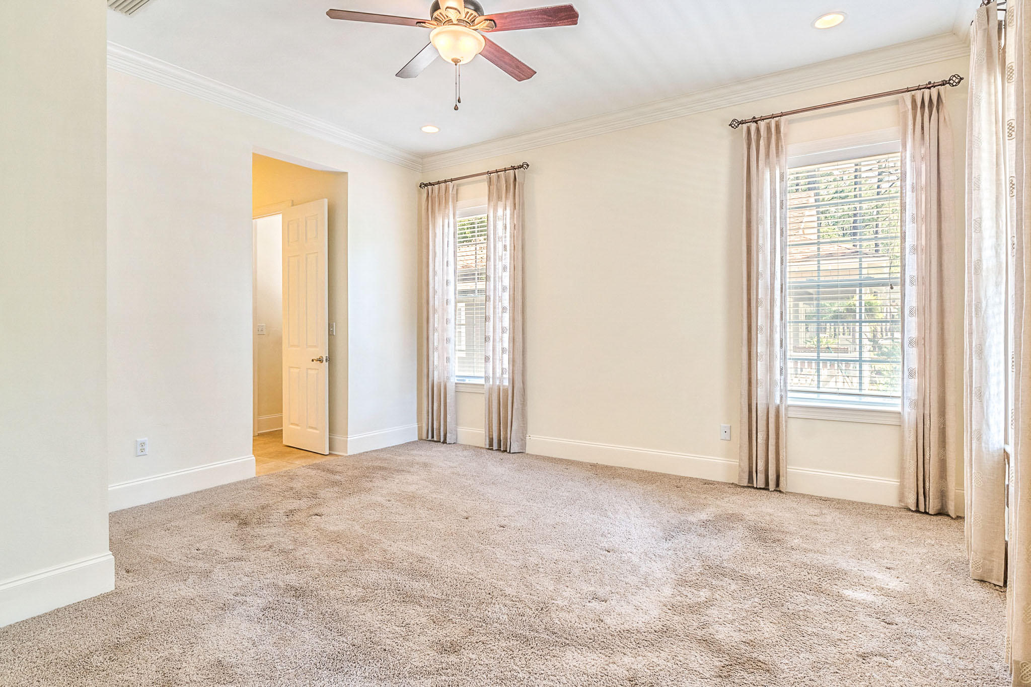 119 Country Manor Road DeFuniak Springs, FL 32435 - Photo 13 of 39 Downstairs Master