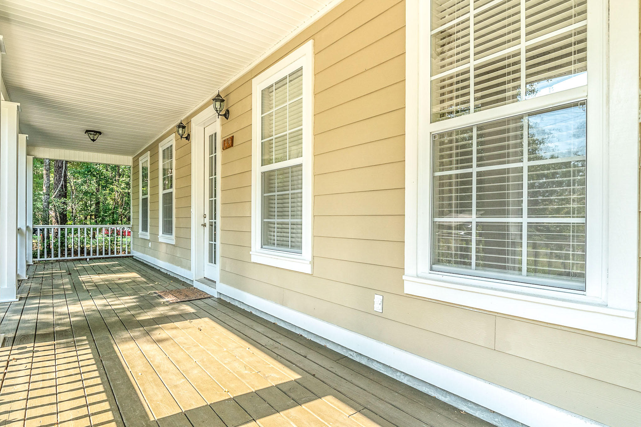 119 Country Manor Road DeFuniak Springs, FL 32435 - Photo 34 of 39 Front Porch