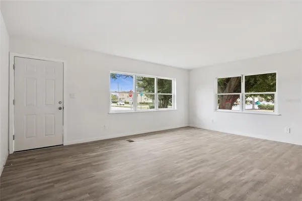 $379,000 | 4322 Lancashire Lane, Orlando, FL 32812