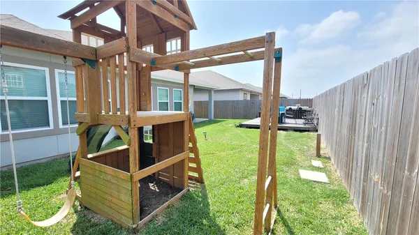 $3,000 | 4129 Karo Drive, Corpus Christi, TX 78414