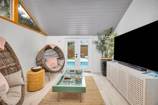 $1,179,000 | 113 Peachtree Street, St. Simons Island, GA 31522