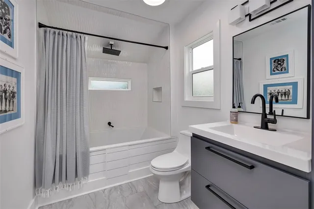 $1,179,000 | 113 Peachtree Street, St. Simons Island, GA 31522