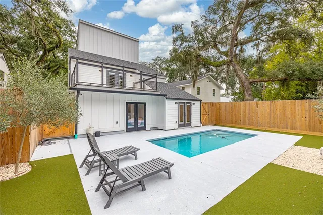 $1,179,000 | 113 Peachtree Street, St. Simons Island, GA 31522